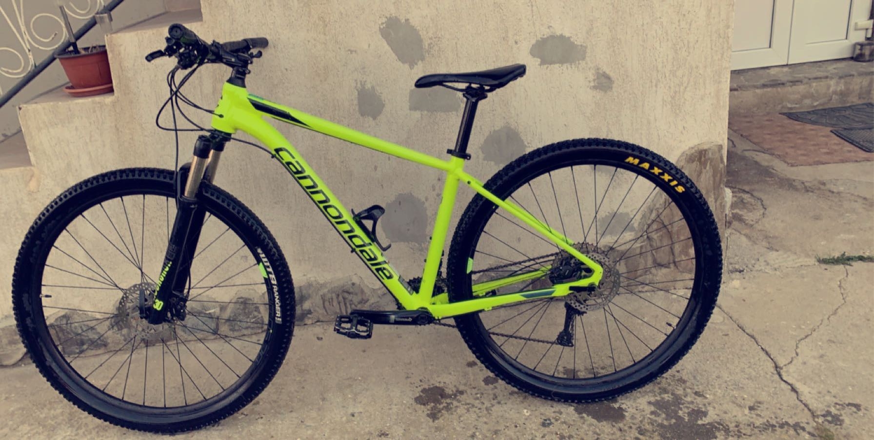 2019 cannondale trail 4